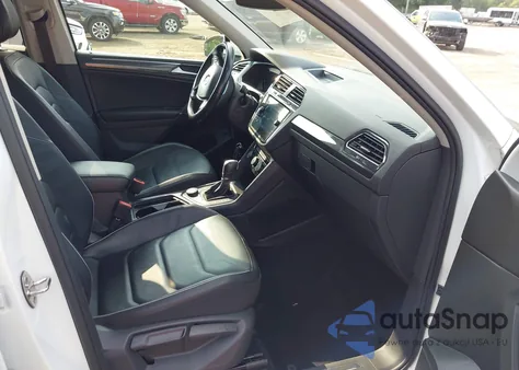 2018 Volkswagen Tiguan 2.0T Sel Premium из США, поврежденный, VIN 3VV4B7AX6JM001962